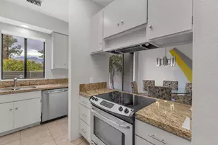 535 Desert W Dr, Rancho Mirage, CA 92270 - Photo 16
