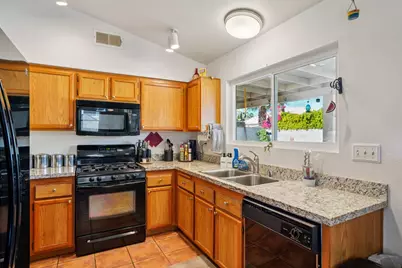 69666 Rochester Road, Cathedral City, CA 92234 - Photo 16