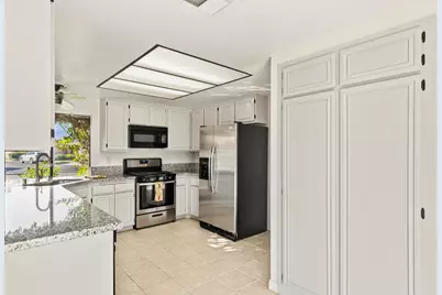 44695 Monaco Circle, Palm Desert, CA 92260 - Photo 16