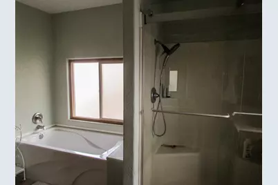 38400 Fawn Springs Drive, Palm Desert, CA 92260 - Photo 10