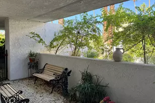 5301 E Waverly Dr, Palm Springs, CA 92264 - Photo 12
