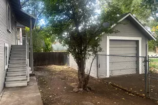 40 Foss St, Susanville, CA 96130 - Photo 8