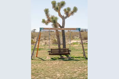 56625 Lowe Avenue, Yucca Valley, CA 92284 - Photo 26