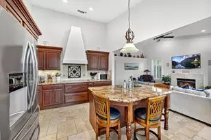 370 Cypress Point Dr, Palm Desert, CA 92211 - Photo 12