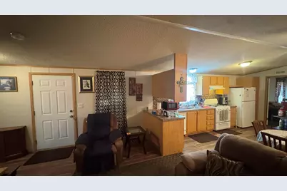 80870 California 111 #147, Indio, CA 92201 - Photo 2