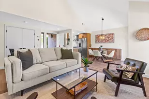 126 Avellino Cir, Palm Desert, CA 92211 - Photo 6