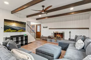 1294 Kodiak Dr, Lake Arrowhead, CA 92352 - Photo 10