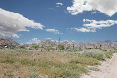 129 Annie Oakley, Pioneertown, CA 92268 - Photo 10