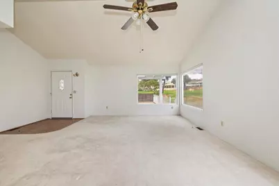 40944 Lincoln Place, Cherry Valley, CA 92223 - Photo 8