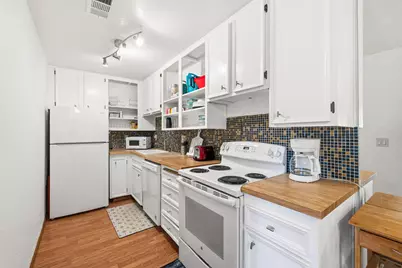 2822 N Auburn Court #205, Palm Springs, CA 92262 - Photo 12