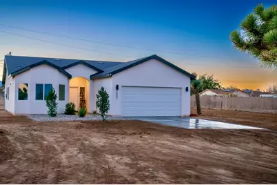 3842 Lennox Avenue, Yucca Valley, CA 92284 - Photo 1