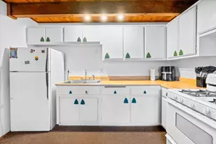 858 Norwood Ln, Big Bear City, CA 92314 - Photo 8