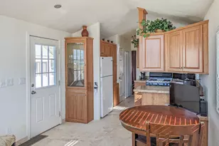 70200 Dillon Road, Desert Hot Springs, CA 92241 - Photo 12