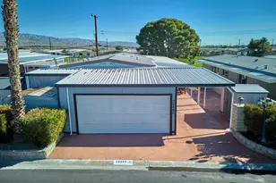 32880 Barcelona Dr, Thousand Palms, CA 92276 - Photo 2