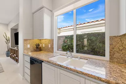 752 Mission Creek Drive, Palm Desert, CA 92211 - Photo 18