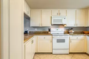 1004 St Thomas Cir, Palm Springs, CA 92264 - Photo 12