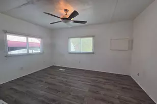 24 Mesa View Dr, Cathedral City, CA 92234 - Photo 8