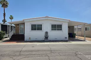 24 Mesa View Dr, Cathedral City, CA 92234 - Photo 2