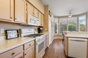 37395 Purple Shadow Rd, Palm Desert, CA 92211 - Photo 6