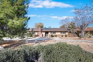 58748 Natoma Trail, Yucca Valley, CA 92284 - Photo 6