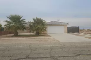 1060 S Marina Dr, Thermal, CA 92274 - Photo 2