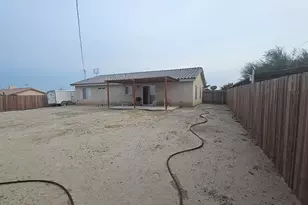 1060 S Marina Dr, Thermal, CA 92274 - Photo 18