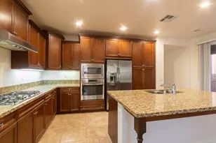 570 Calle Vibrante, Palm Desert, CA 92211 - Photo 4