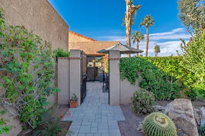 48624 Sundrop Court, Palm Desert, CA 92260 - Photo 4