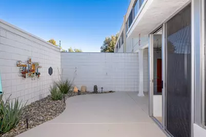 489 Desert Lakes Drive, Palm Springs, CA 92264 - Photo 30