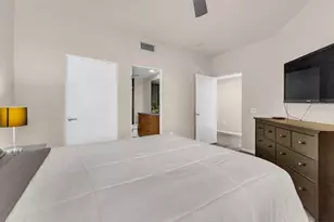 900 E Palm Canyon Dr, Palm Springs, CA 92264 - Photo 8