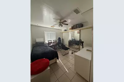 13285 Caliente Drive, Desert Hot Springs, CA 92240 - Photo 12