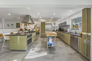 5337 E Lakeside Dr, Palm Springs, CA 92264 - Photo 10