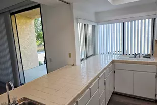 464 E Calle Begonia, Palm Springs, CA 92262 - Photo 10