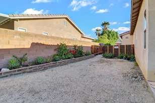 13633 Overlook Dr, Desert Hot Springs, CA 92240 - Photo 28