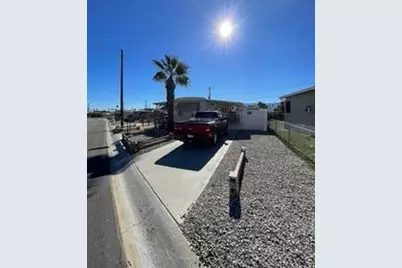 73301 Colonial Drive, Thousand Palms, CA 92276 - Photo 2