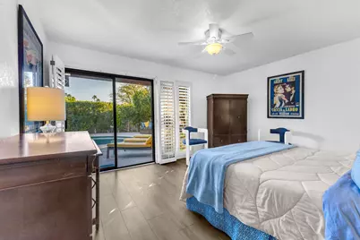 1385 E Via Escuela, Palm Springs, CA 92262 - Photo 16