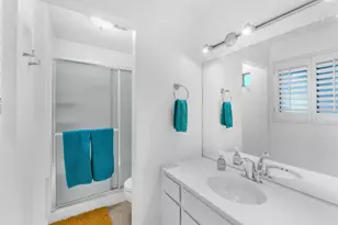 1385 E Via Escuela, Palm Springs, CA 92262 - Photo 14