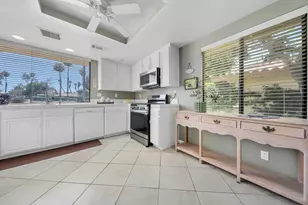 118 Las Lomas, Palm Desert, CA 92260 - Photo 12