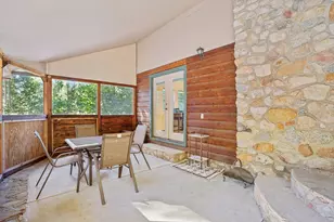 25140 Lodge Rd, Idyllwild, CA 92549 - Photo 26