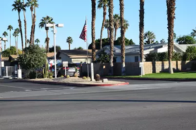 47800 Madison Street #19, Indio, CA 92201 - Photo 4