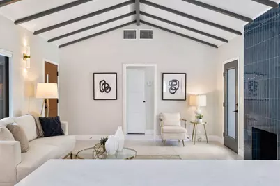 686 S Camino Real, Palm Springs, CA 92264 - Photo 2