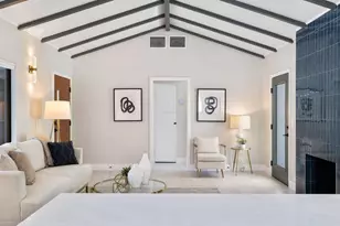 686 S Camino Real, Palm Springs, CA 92264 - Photo 2