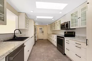1617 E Paseo El Mirador, Palm Springs, CA 92262 - Photo 12