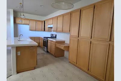 13290 Via Robles Circle, Victorville, CA 92392 - Photo 16