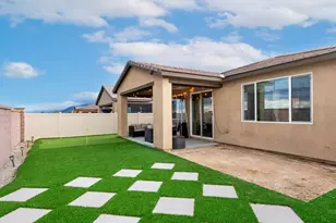 11850 E Crescent St, Desert Hot Springs, CA 92240 - Photo 22