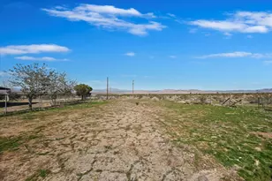 49133 Manzanita Dr, Landers, CA 92285 - Photo 26