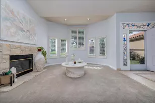 370 Links Dr, Palm Desert, CA 92211 - Photo 8