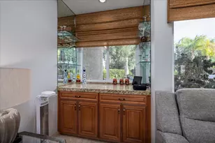 370 Links Dr, Palm Desert, CA 92211 - Photo 14