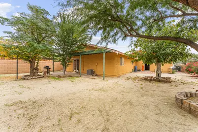13547 Caliente Drive, Desert Hot Springs, CA 92240 - Photo 22