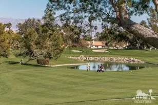 340 Vista Royale Dr, Palm Desert, CA 92211 - Photo 20